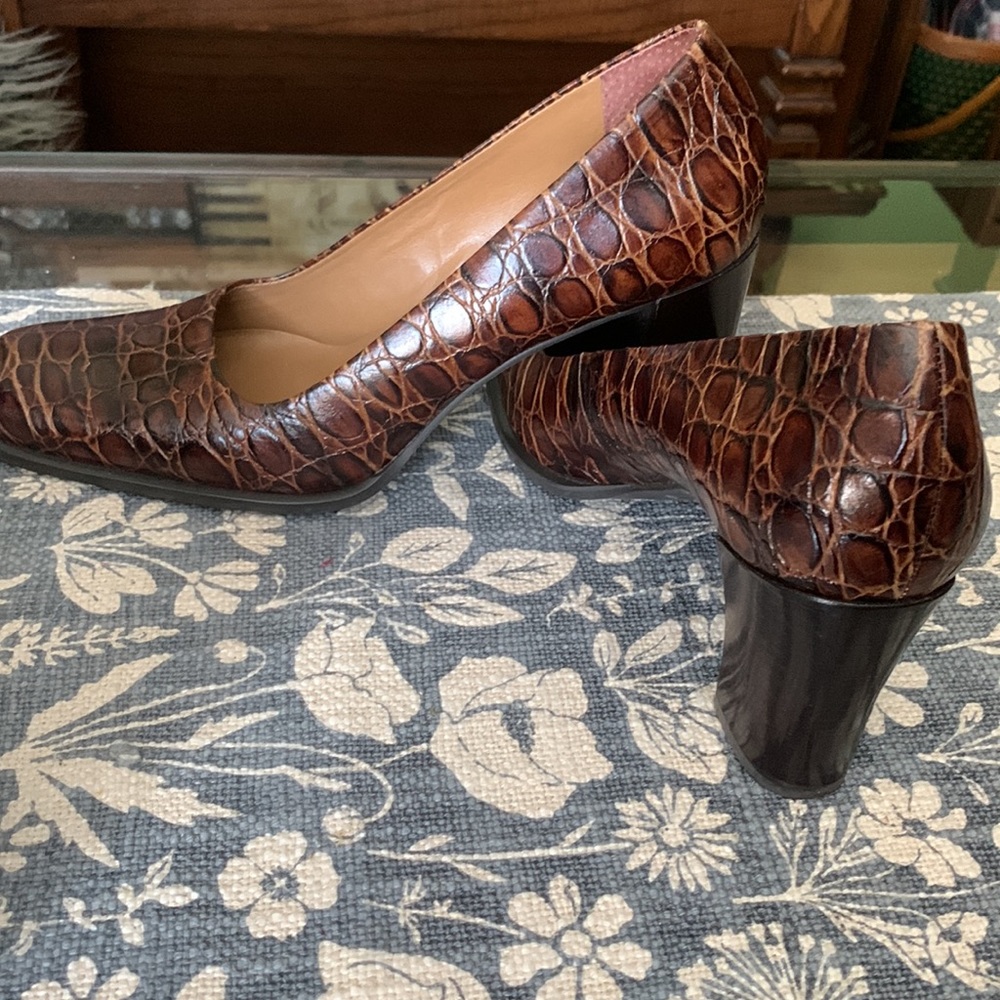 Franco Sarto shoes - Picture 5 of 10